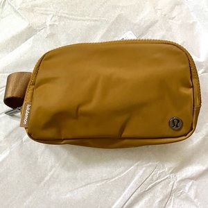 LAST ONE ‼️ NWT Lululemon Everywhere Belt Bag Burnt Caramel